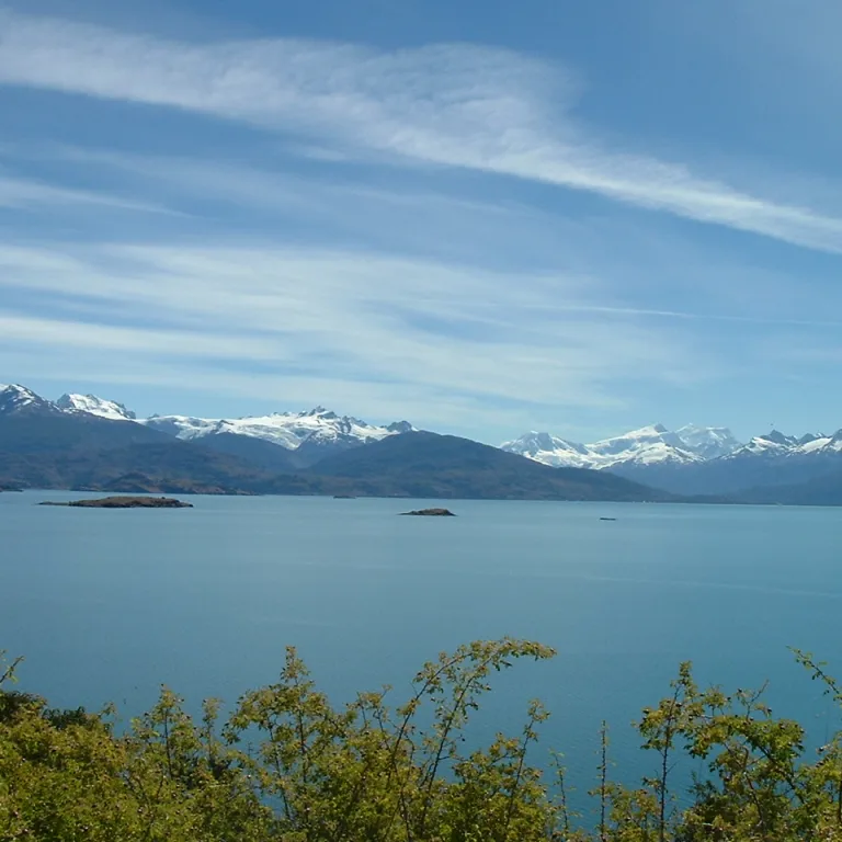 Lago General Carrera, el más grande de Chile.